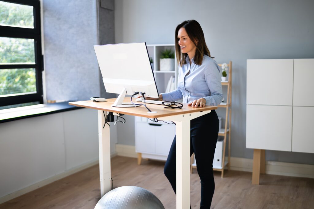 Ergonomics at Work: A New Year's Resolution for a Healthier Workplace 6